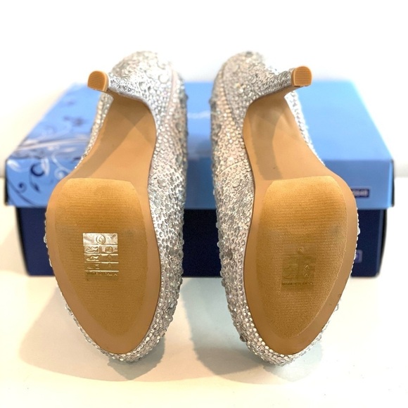 Silver platform heels with crystals size 6 or 5 NWT - Picture 9 of 15
